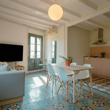 Ideal Ramblas Apartments-3